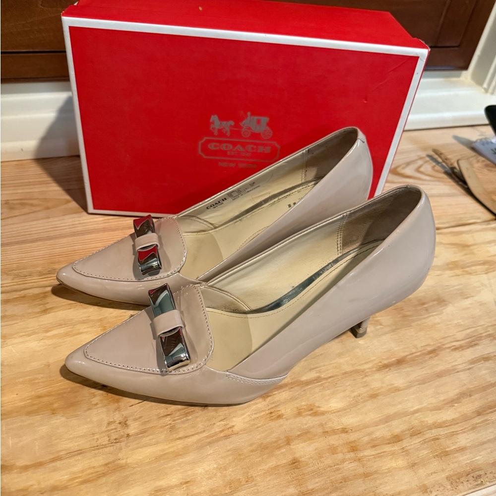 Coach Women's Beige Kitten Heel Shoes